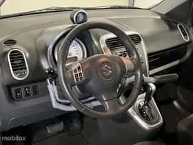 Suzuki Splash (2010) thumbnail 7