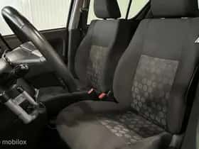 Suzuki Splash (2010) thumbnail 8