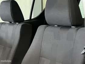 Opel Agila (2010) thumbnail 9