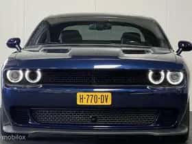 Dodge Challenger (2020) thumbnail 4