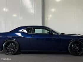 Dodge Challenger (2020) thumbnail 5
