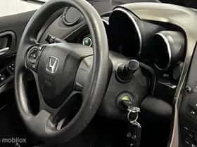 Honda Civic (2013) thumbnail 19