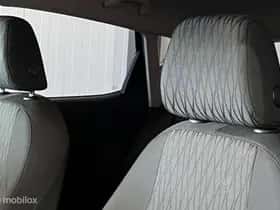 SEAT Leon (2014) thumbnail 9
