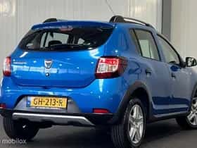 Dacia Sandero (2015) thumbnail 5