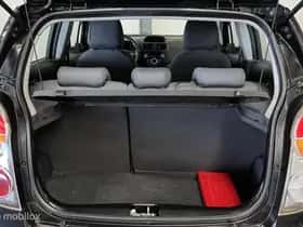 Chevrolet Spark (2010) thumbnail 11