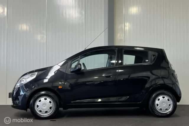 Chevrolet Spark (2010) thumbnail 3