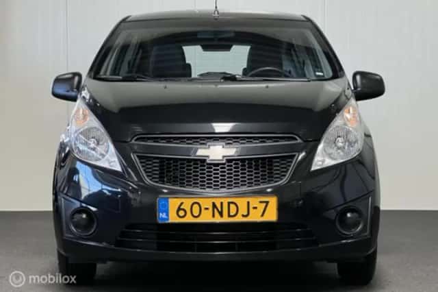 Chevrolet Spark (2010) thumbnail 4
