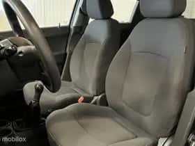 Chevrolet Spark (2010) thumbnail 8