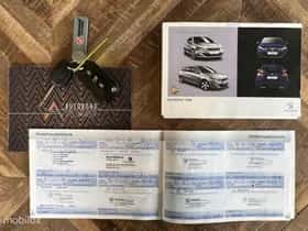 Peugeot 308 (2015) thumbnail 13