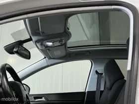 Peugeot 308 (2015) thumbnail 25
