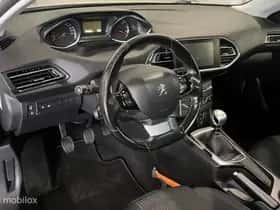 Peugeot 308 (2015) thumbnail 7
