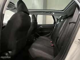 Peugeot 308 (2015) thumbnail 10