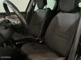 Renault Clio (2015) thumbnail 8