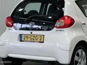 Toyota Aygo (2008) thumbnail 15