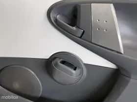 Toyota Aygo (2008) thumbnail 21