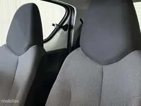 Toyota Aygo (2008) thumbnail 10