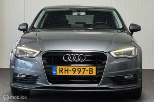 Audi A3 (2017) thumbnail 4