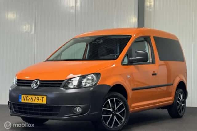 Volkswagen Caddy (2014) thumbnail 1