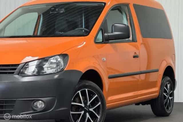Volkswagen Caddy (2014) thumbnail 4