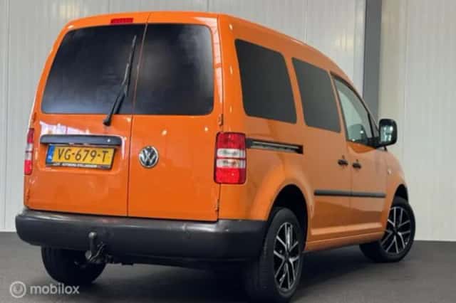 Volkswagen Caddy (2014) thumbnail 6