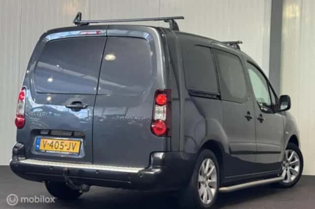 Peugeot Partner (2017) thumbnail 6