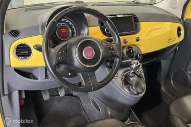 Fiat 500 (2021) thumbnail 6
