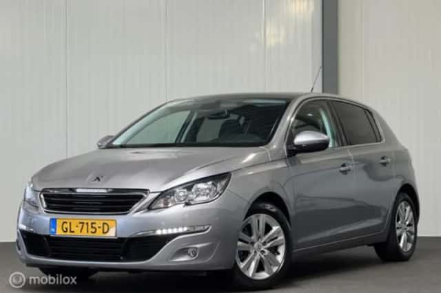 Peugeot 308 (2015) thumbnail 1
