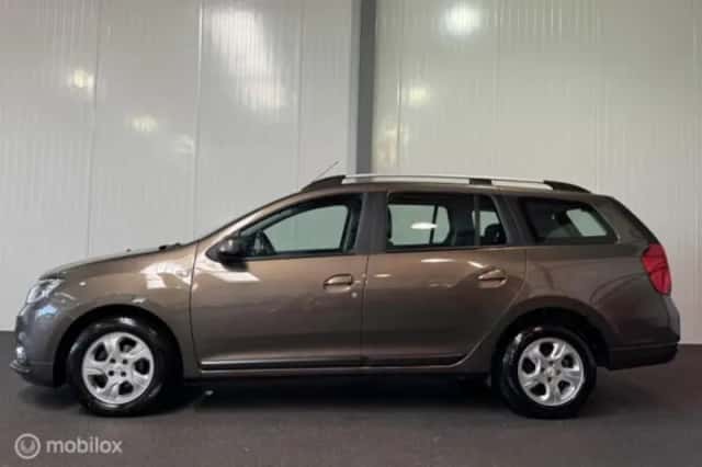 Dacia Logan (2017) thumbnail 2