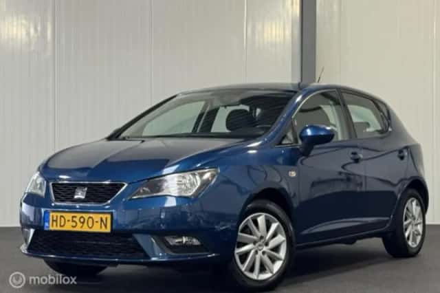 SEAT Ibiza (2017) thumbnail 1