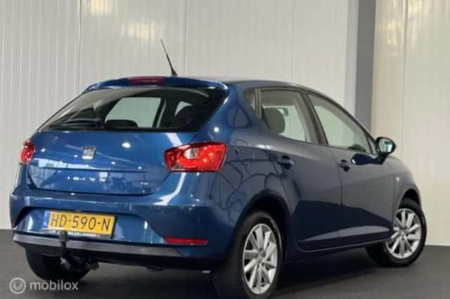 SEAT Ibiza (2017) thumbnail 6