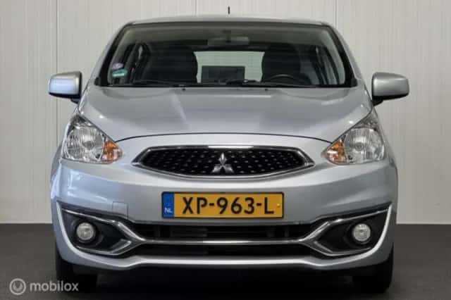 Mitsubishi Space (2019) thumbnail 4