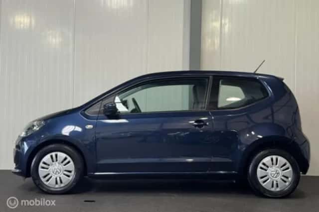 Volkswagen Up! (2014) thumbnail 3