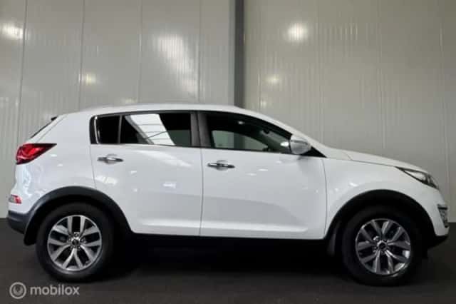 Kia Sportage (2019) thumbnail 5