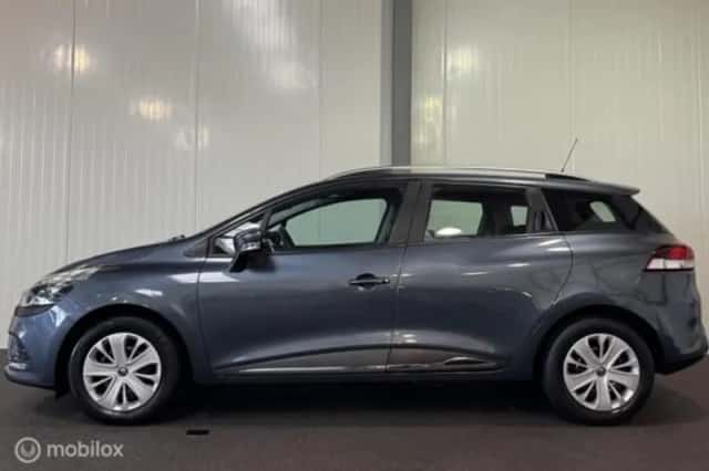 Renault Clio (2018) thumbnail 4