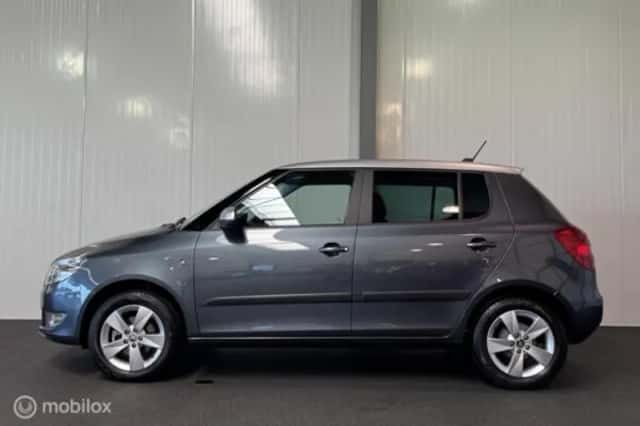 Škoda Fabia (2014) thumbnail 3