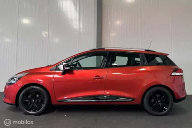 Renault Clio (2014) thumbnail 3