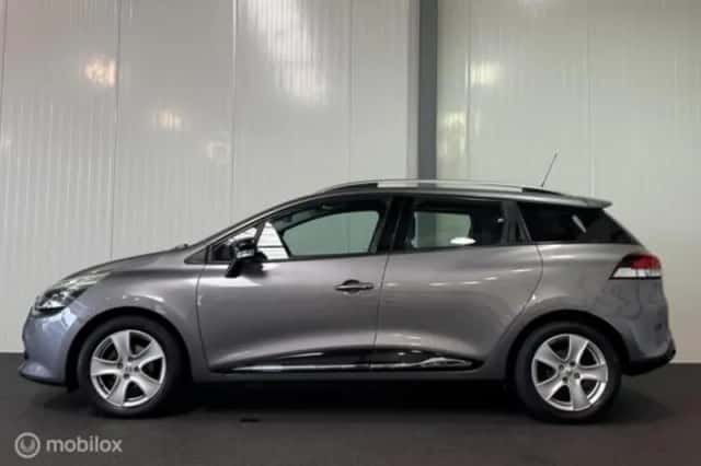 Renault Clio (2014) thumbnail 3