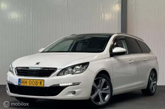 Peugeot 308 (2015) thumbnail 1