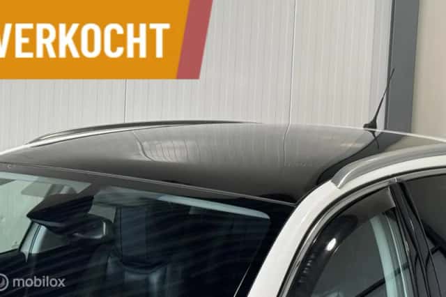 Peugeot 308 (2015) thumbnail 4