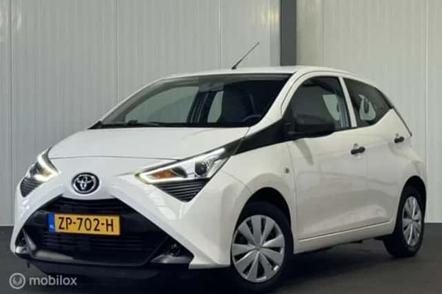 Toyota Aygo (2019) thumbnail 1