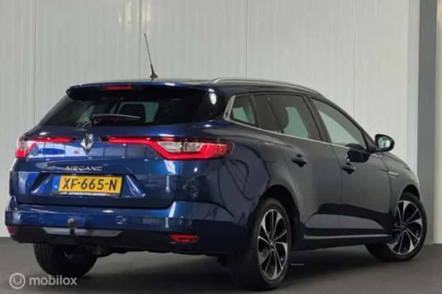 Renault Mégane (2018) thumbnail 6