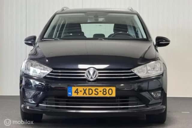 Volkswagen Golf (2014) thumbnail 4