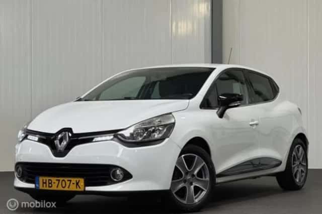 Renault Clio (2015) thumbnail 1