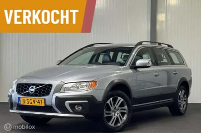 Volvo XC70 (2013) thumbnail 1