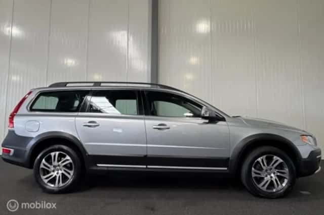 Volvo XC70 (2013) thumbnail 5