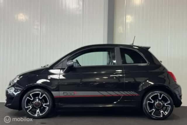 Fiat 500 (2018) thumbnail 4