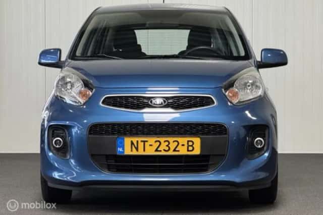 Kia Picanto (2017) thumbnail 4