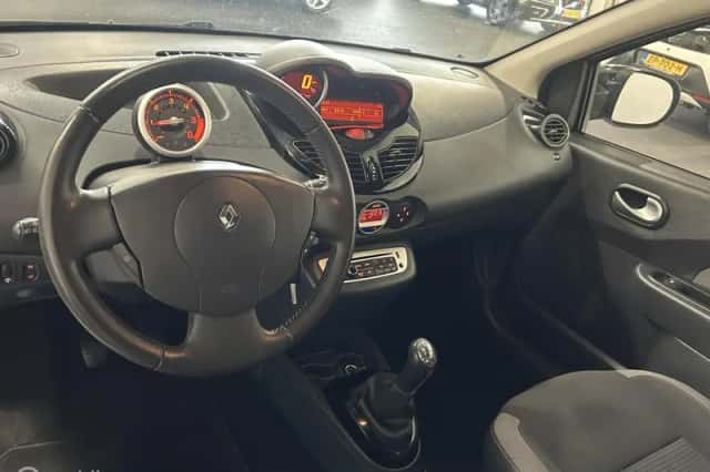 Renault Twingo (2013) thumbnail 4