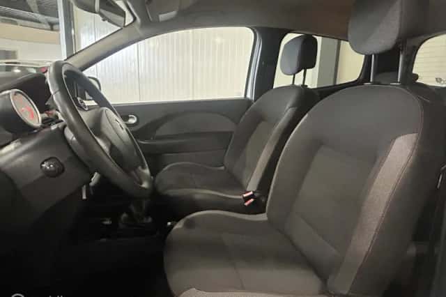Renault Twingo (2013) thumbnail 5