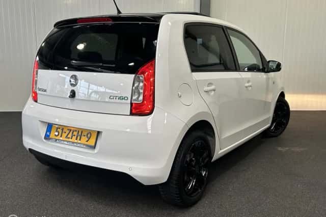 Škoda Citigo (2012) thumbnail 4